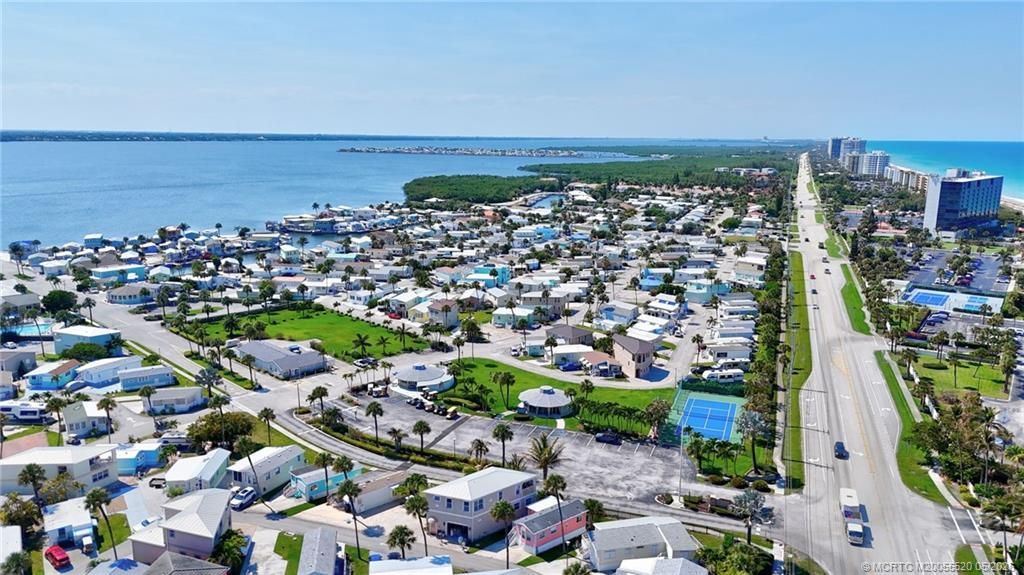 10701 S Ocean Drive, Unit 704, Jensen Beach, FL 34957 Photo