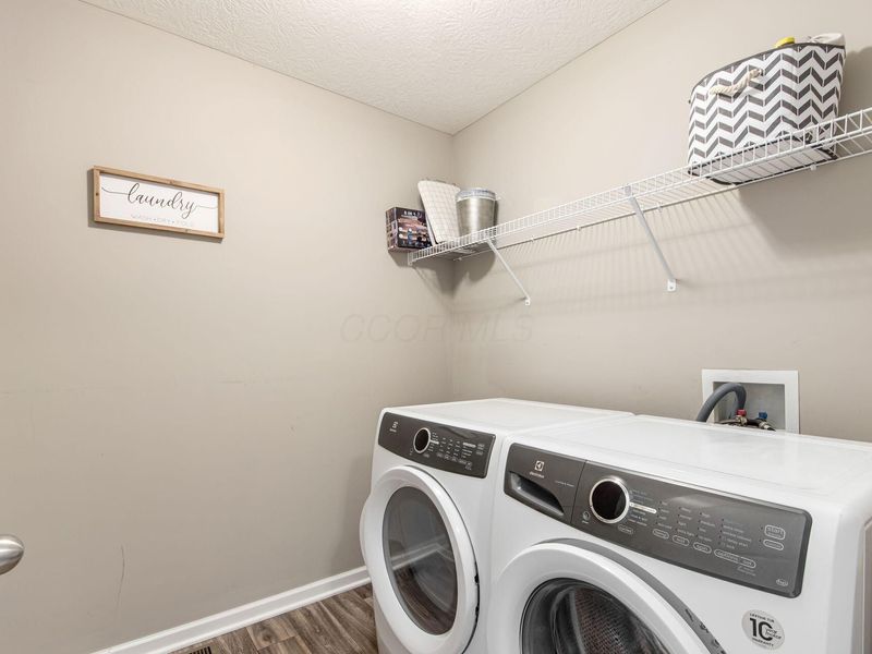5933 Kilbeggan Street, Galloway, OH 43119 Photo 26