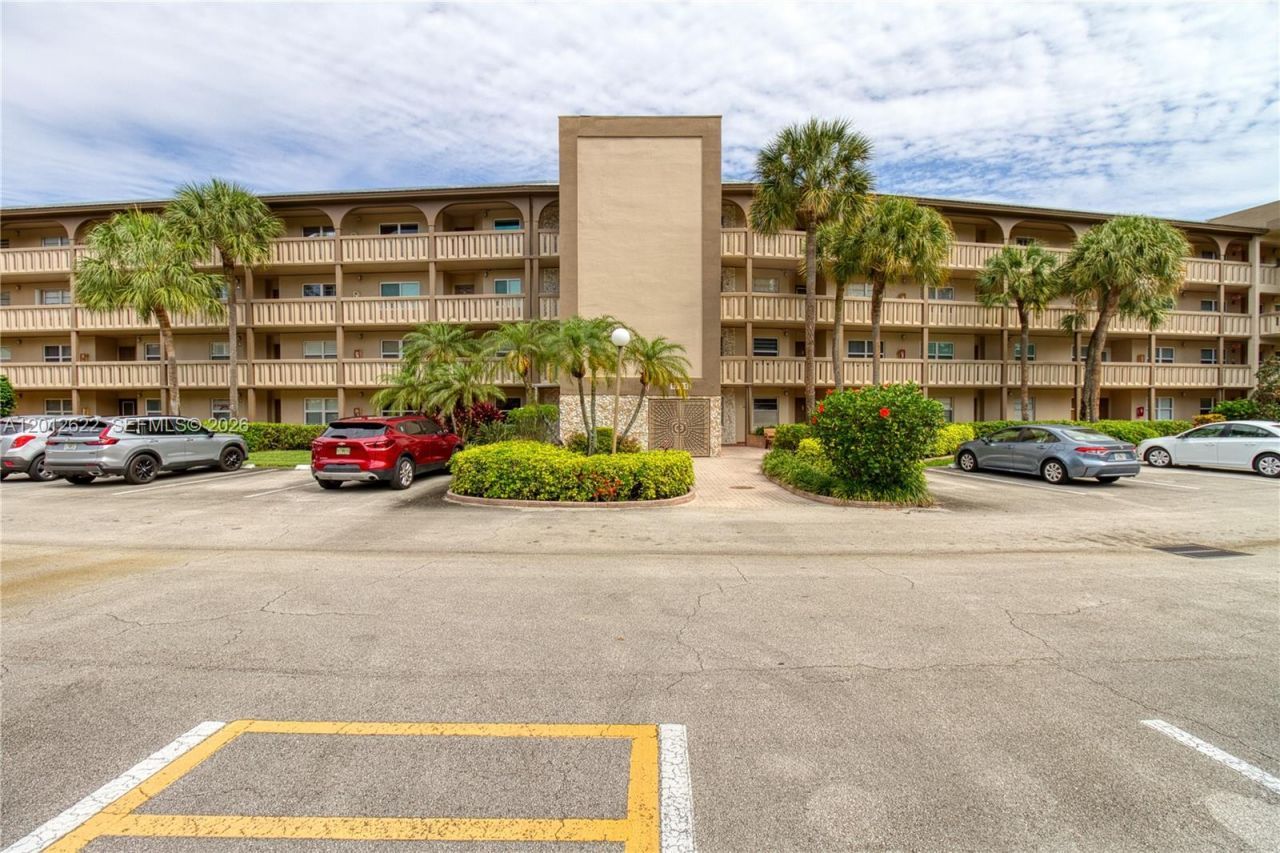 1701 Andros Isle, Unit F1, Coconut Creek, FL 33066 Photo