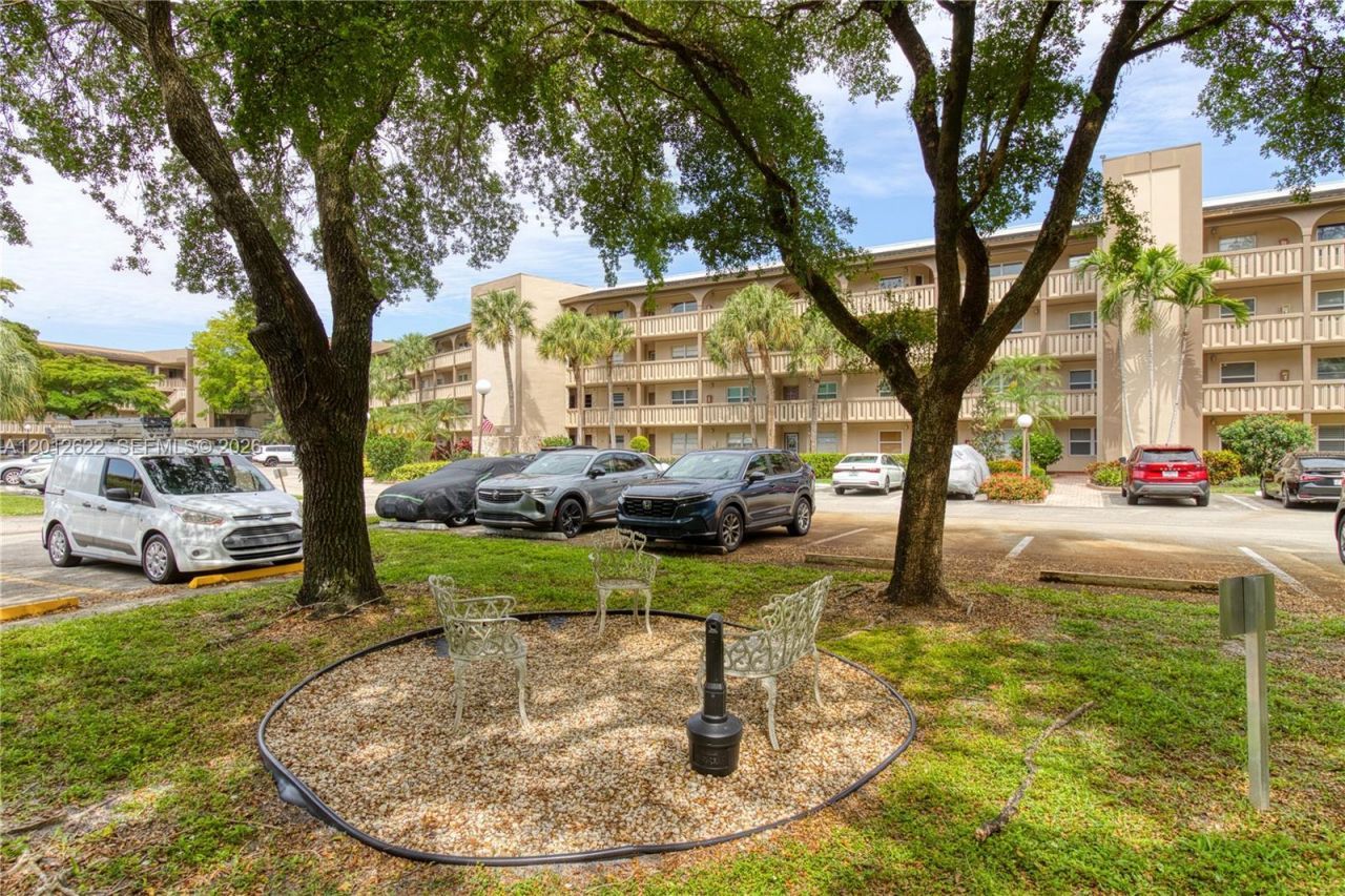 1701 Andros Isle, Unit F1, Coconut Creek, FL 33066 Photo