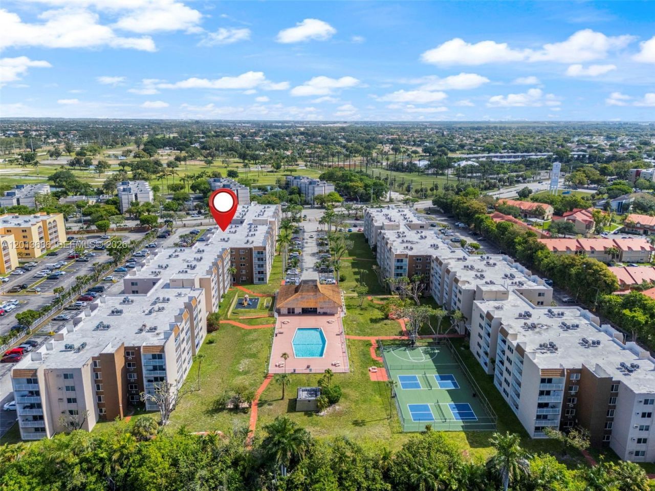 6950 Miami Gardens Dr , Unit 2-506, Hialeah, FL 33015 Photo