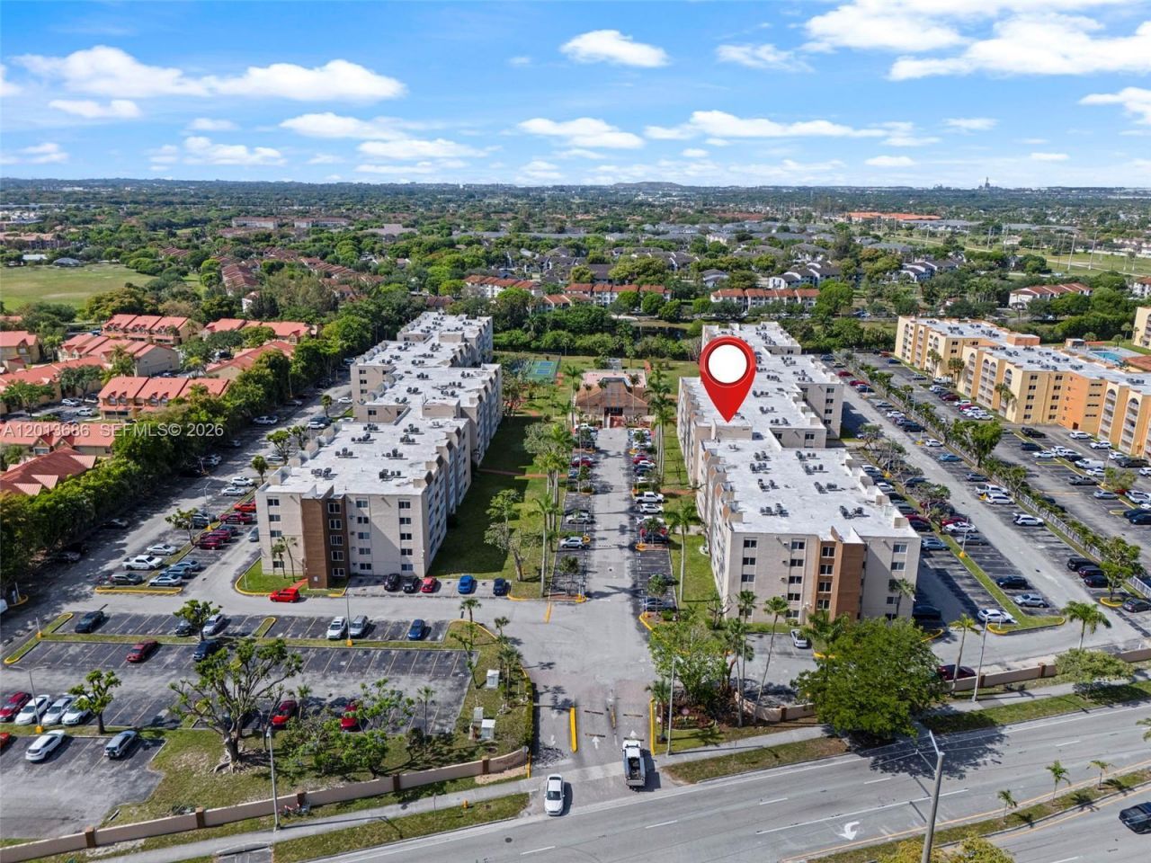 6950 Miami Gardens Dr , Unit 2-506, Hialeah, FL 33015 Photo