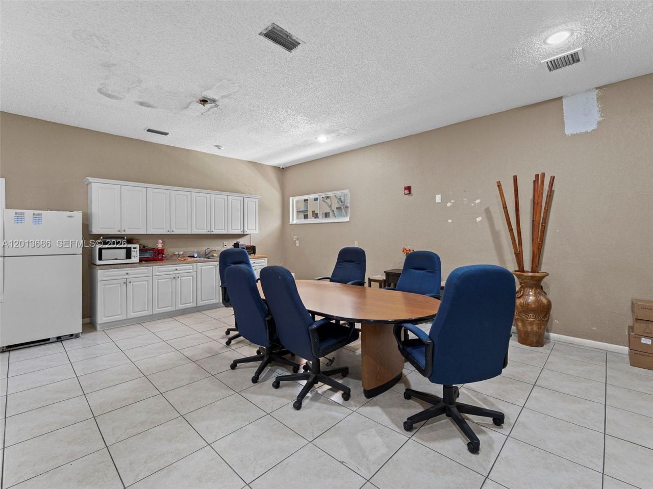 6950 Miami Gardens Dr , Unit 2-506, Hialeah, FL 33015 Photo