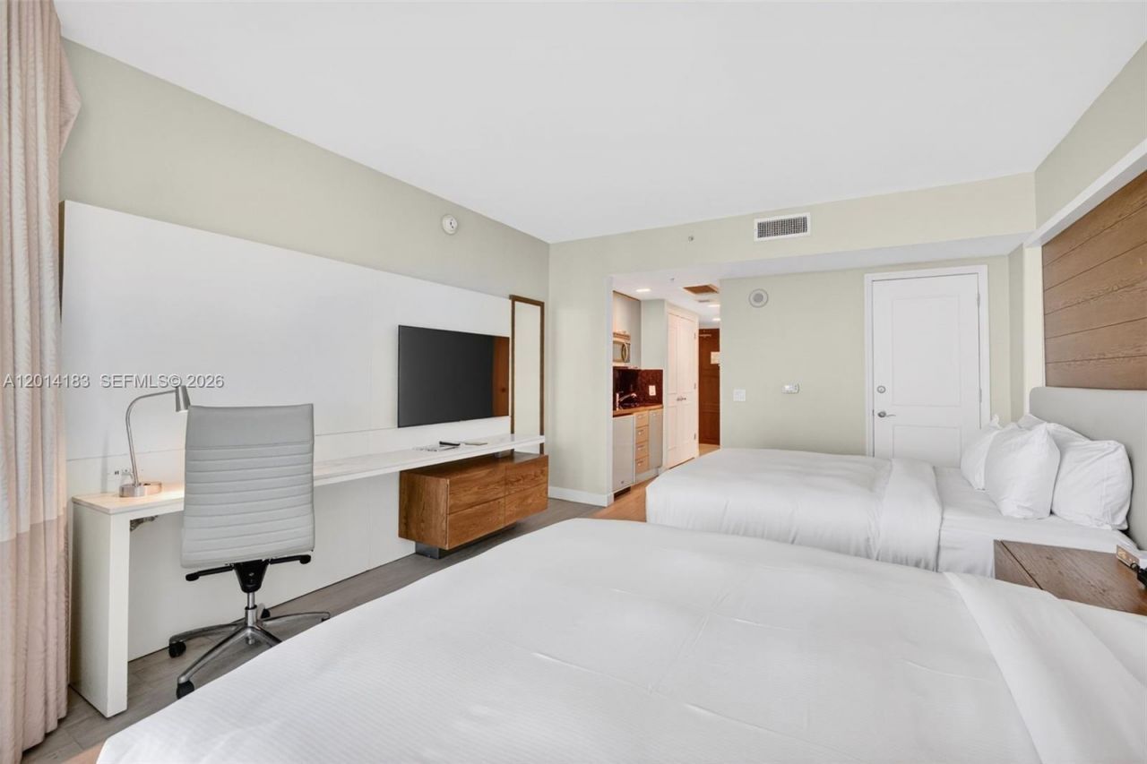 505 N Fort Lauderdale Beach Blvd, Unit 2412, Fort Lauderdale, FL 33304 Photo