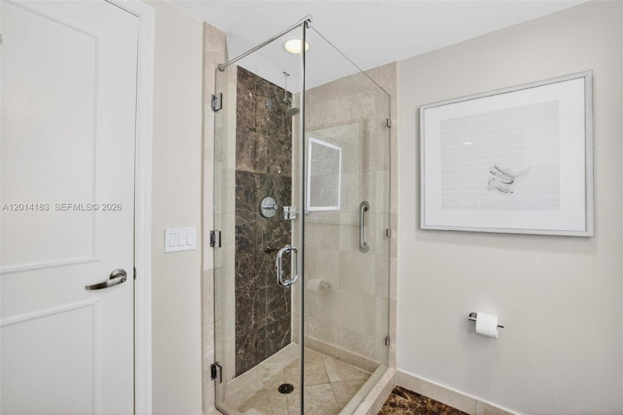 505 N Fort Lauderdale Beach Blvd, Unit 2412, Fort Lauderdale, FL 33304 Photo