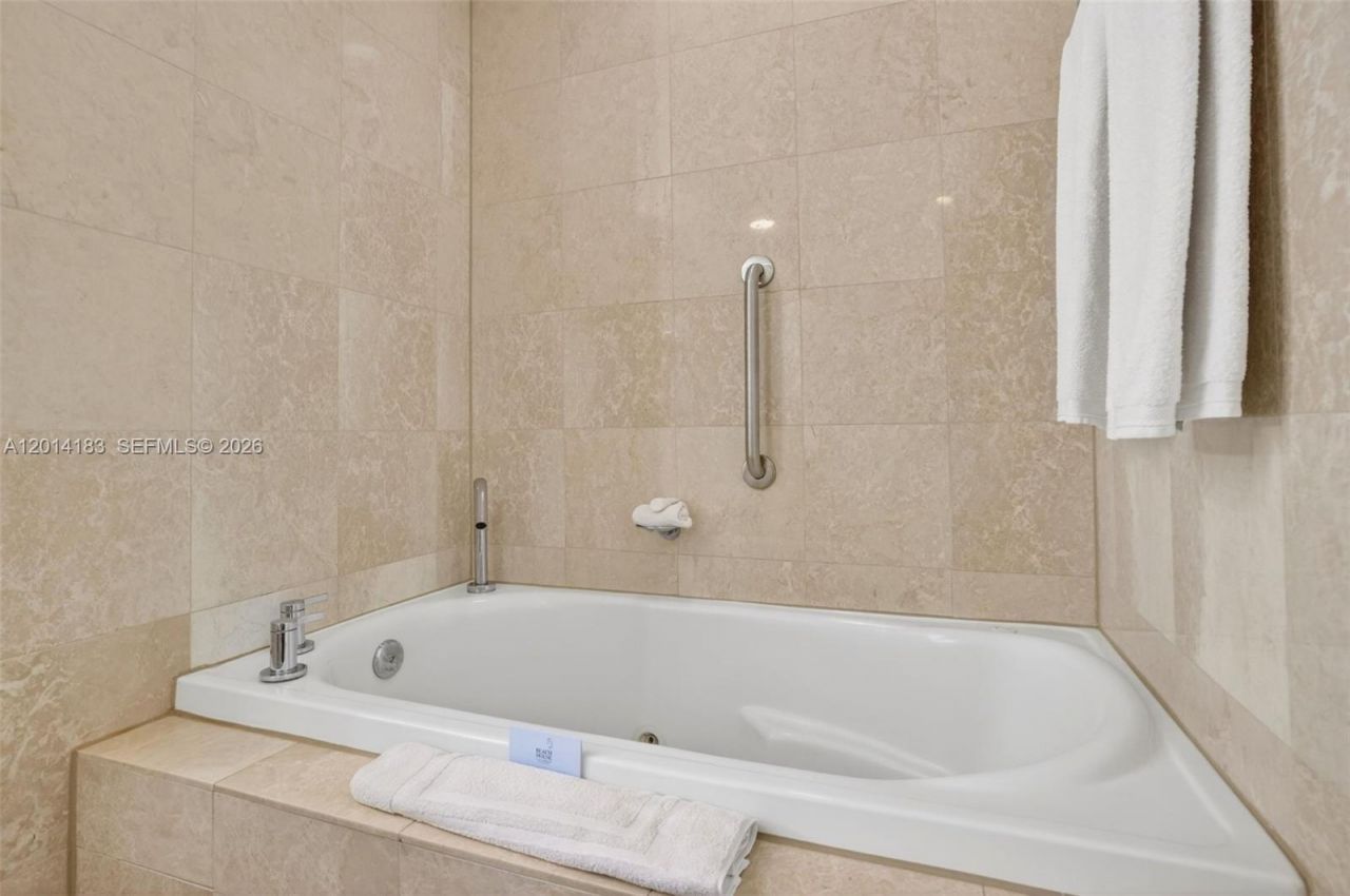 505 N Fort Lauderdale Beach Blvd, Unit 2412, Fort Lauderdale, FL 33304 Photo