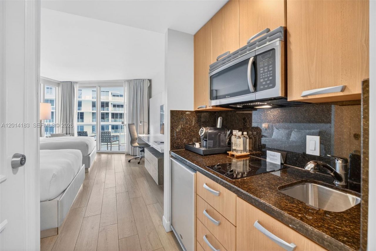 505 N Fort Lauderdale Beach Blvd, Unit 2412, Fort Lauderdale, FL 33304 Photo