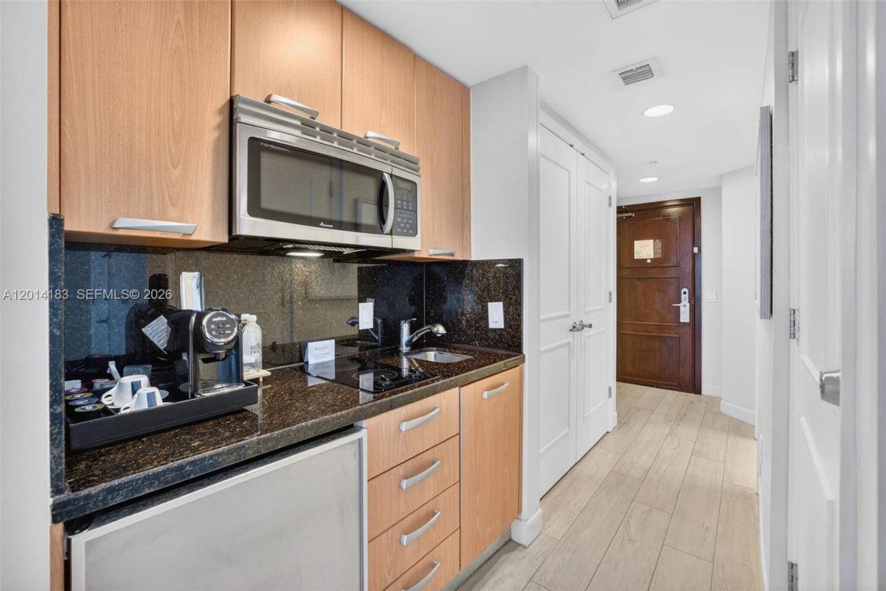 505 N Fort Lauderdale Beach Blvd, Unit 2412, Fort Lauderdale, FL 33304 Photo
