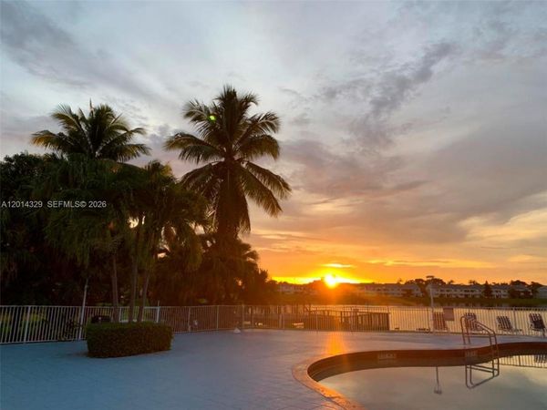 3401 NW 44th St, Unit 104, Oakland Park, FL 33309