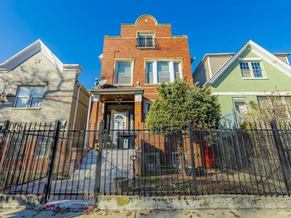 2522 W Haddon Avenue , Chicago, IL 60622