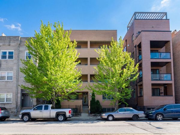 1425 W Grand Avenue , Unit 3E, Chicago, IL 60642