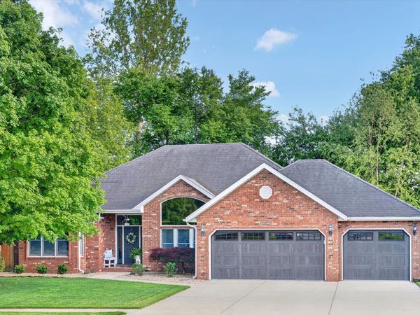 2336 W Camino Alto Street, Springfield, MO 65810