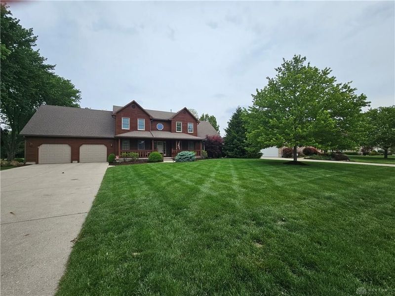 2151 Canterbury Court, Troy, OH 45373 Photo 2