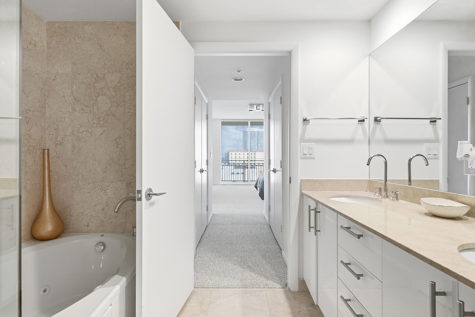 550 Okeechobee Boulevard, Unit 602, West Palm Beach, FL 33401 Photo