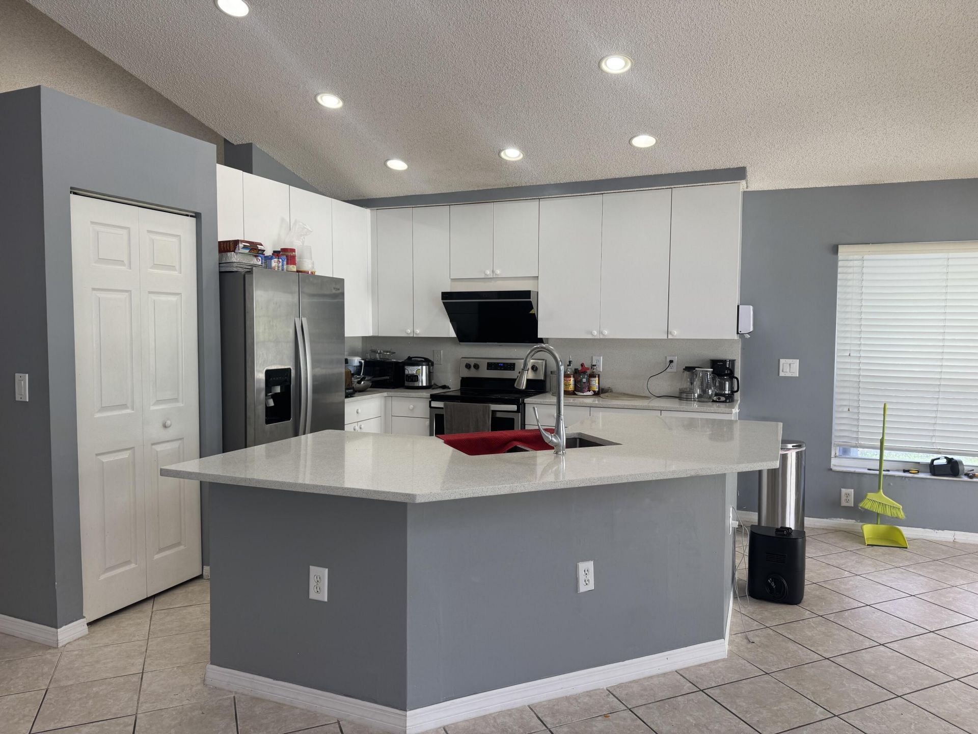 1490 NW 144th Avenue, Pembroke Pines, FL 33028 Photo