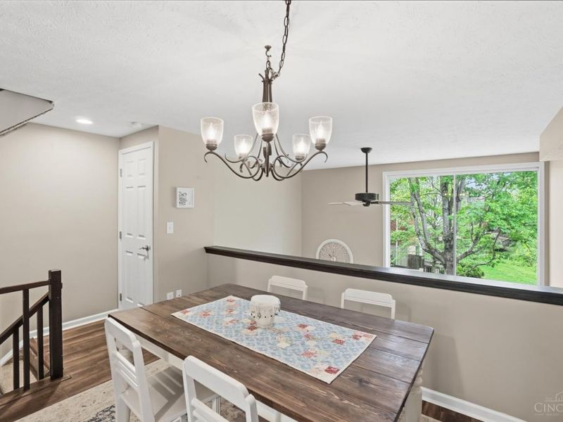 10857 Lakehurst Court, Sycamore Township, OH 45242 Photo 11