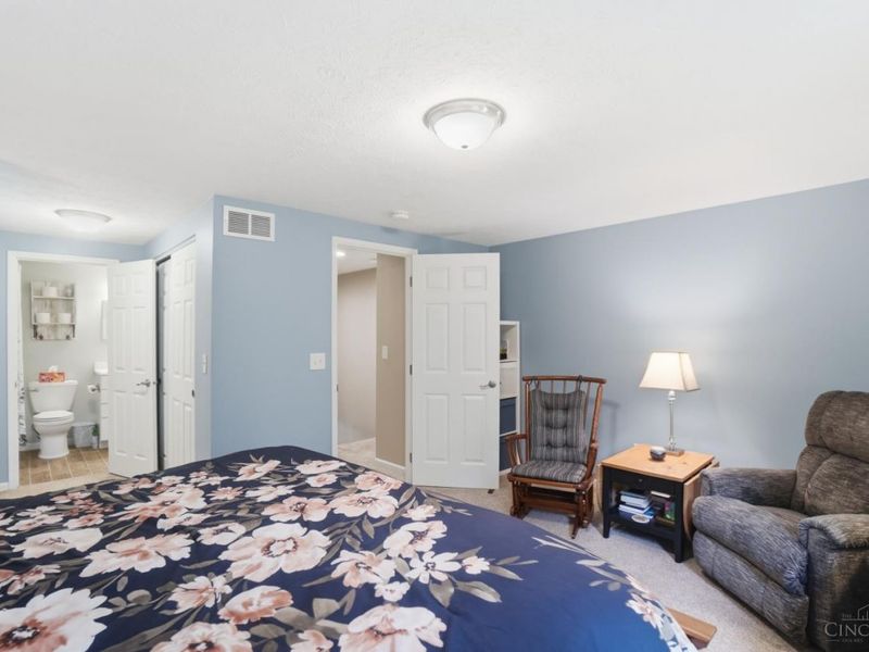 10857 Lakehurst Court, Sycamore Township, OH 45242 Photo 24