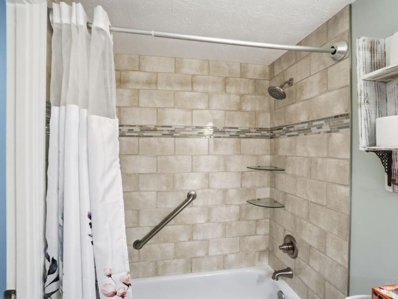 10857 Lakehurst Court, Sycamore Township, OH 45242 Photo 28