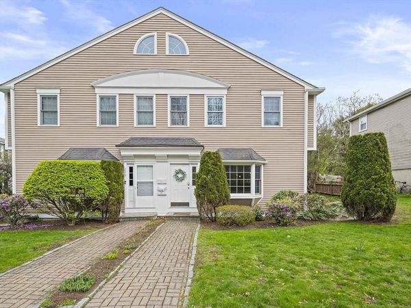 292 Lagrange Street, Unit 292, Newton, MA 02467