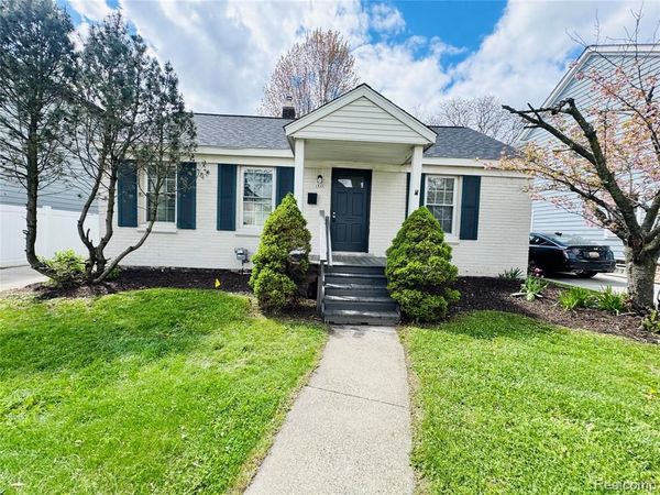 1948 Henrietta Street , Birmingham, MI 48009