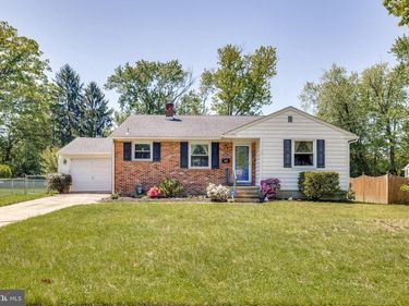 1304 PADDOCK WAY, CHERRY HILL, NJ 08034
