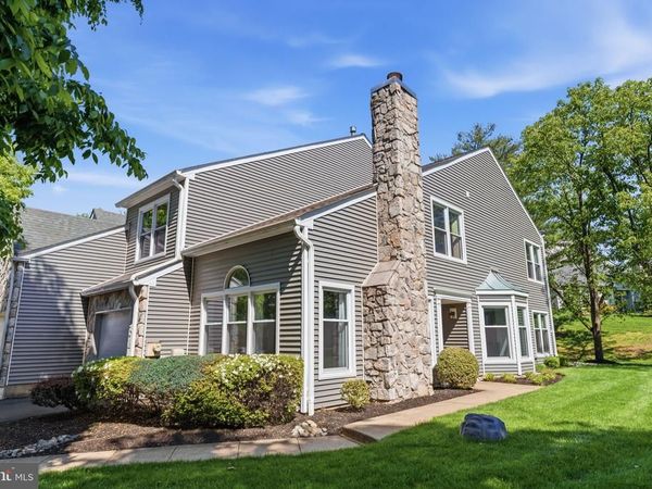 7 RANDOLPH COURT , NEWTOWN, PA 18940