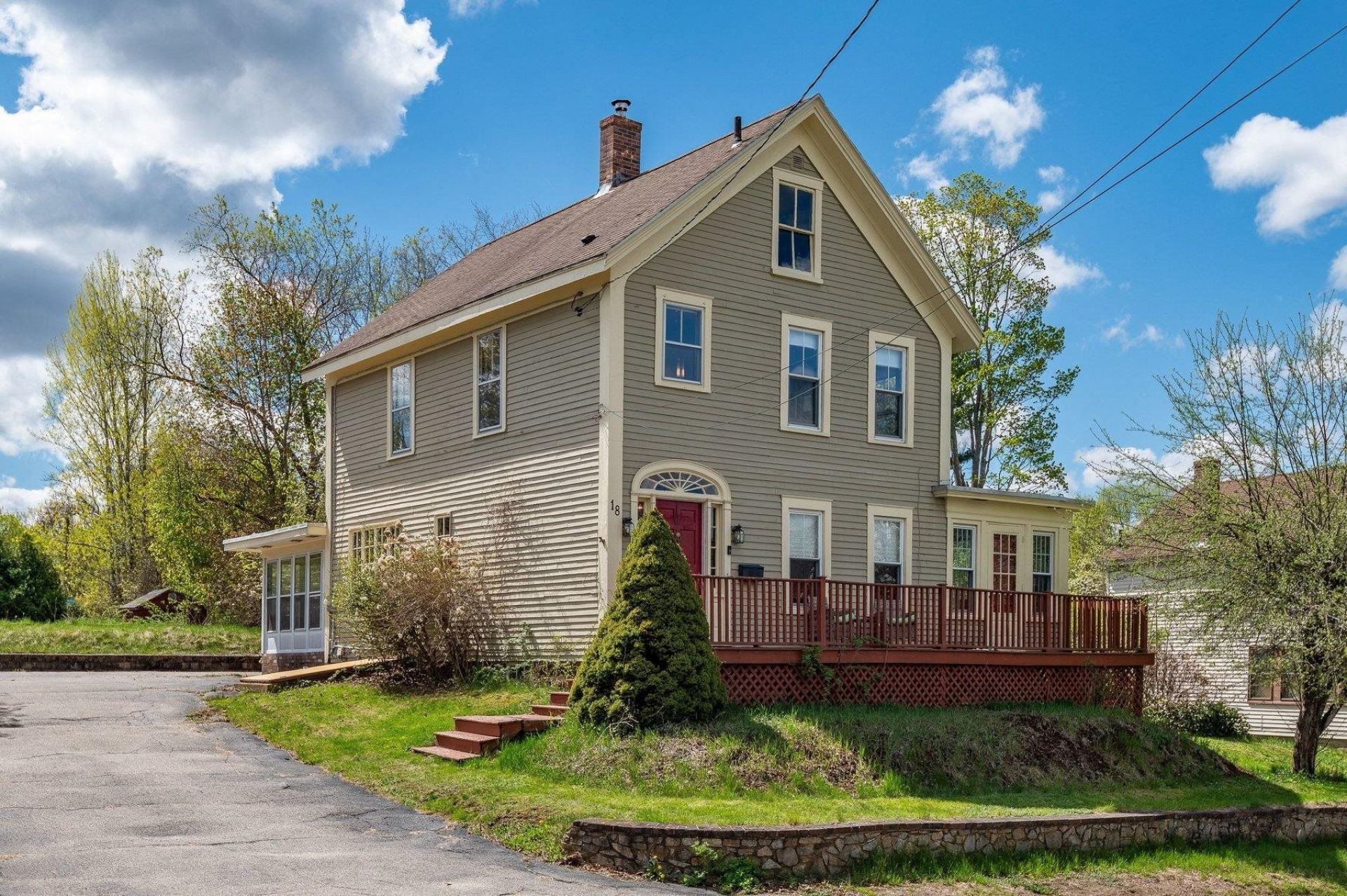 18 Spruce Street, Somersworth, NH 03878 Main Photo