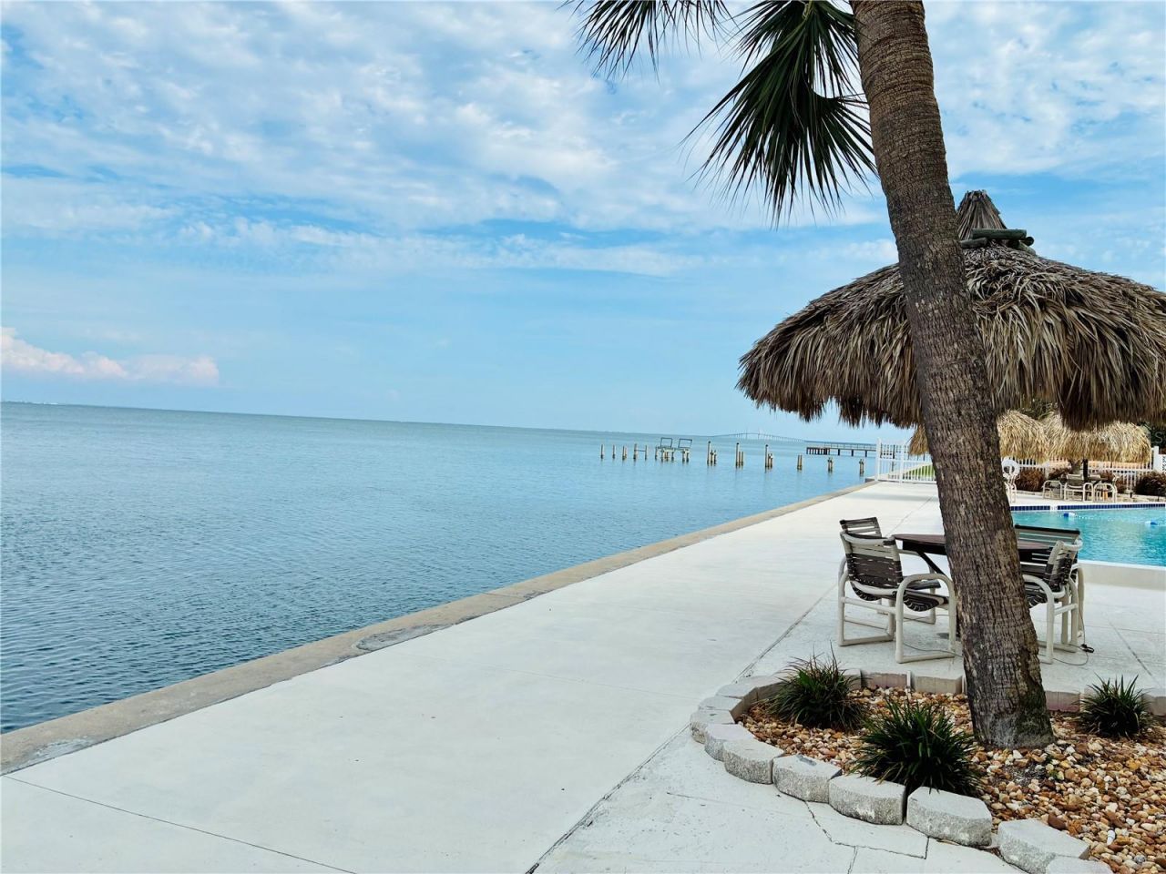 7200 Sunshine Skyway Lane S, Unit 9H, Saint Petersburg, FL 33711 Photo