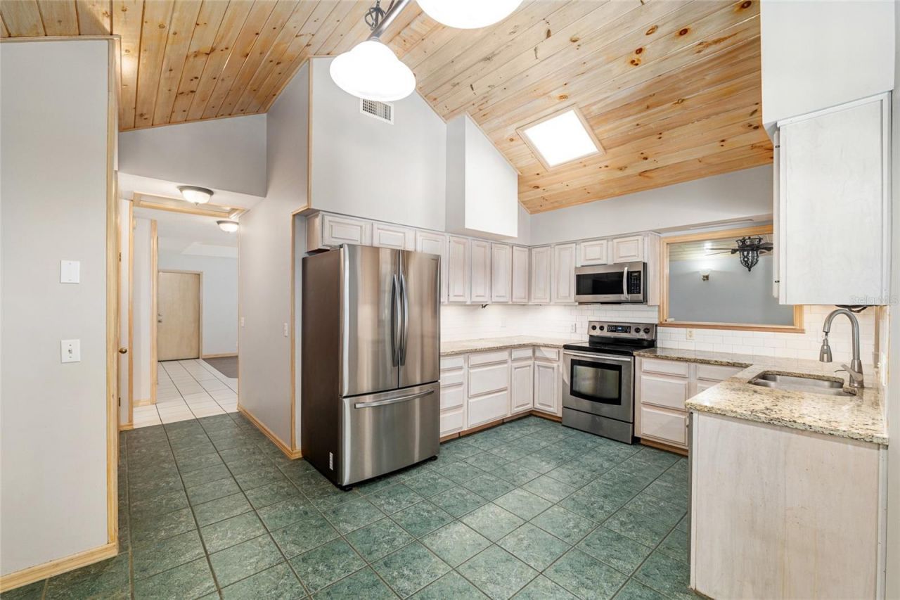 2023 SW 76th Terrace, Gainesville, FL 32607 Photo