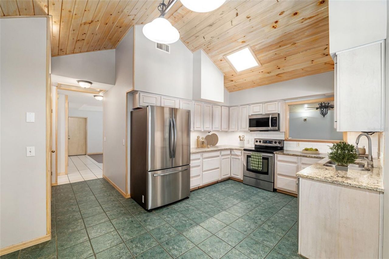 2023 SW 76th Terrace, Gainesville, FL 32607 Photo
