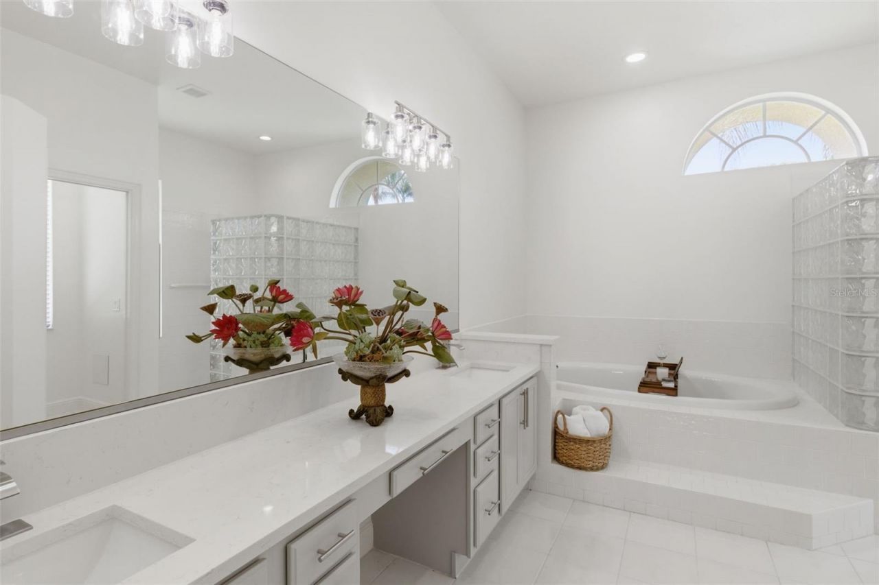 3626 Swans Landing Drive, Land O Lakes, FL 34639 Photo