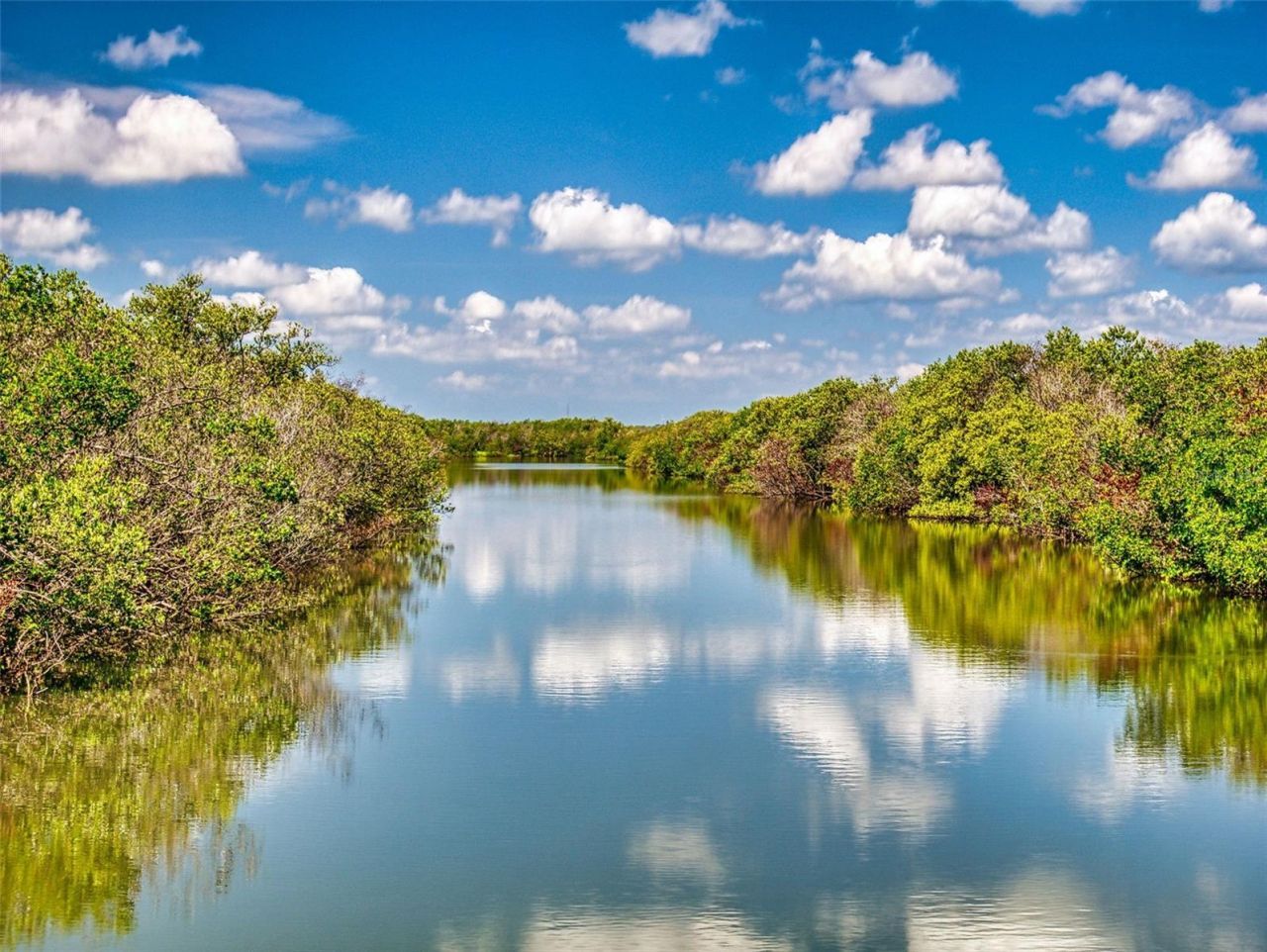 4605 Saxon Drive , New Smyrna Beach, FL 32169 Photo