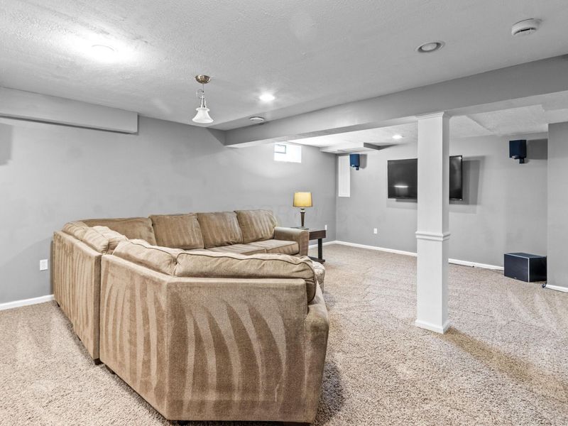6180 Beaumont Square, Lewis Center, OH 43035 Photo 29