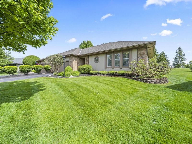 10217 Braemar Drive, Powell, OH 43065 Photo 3