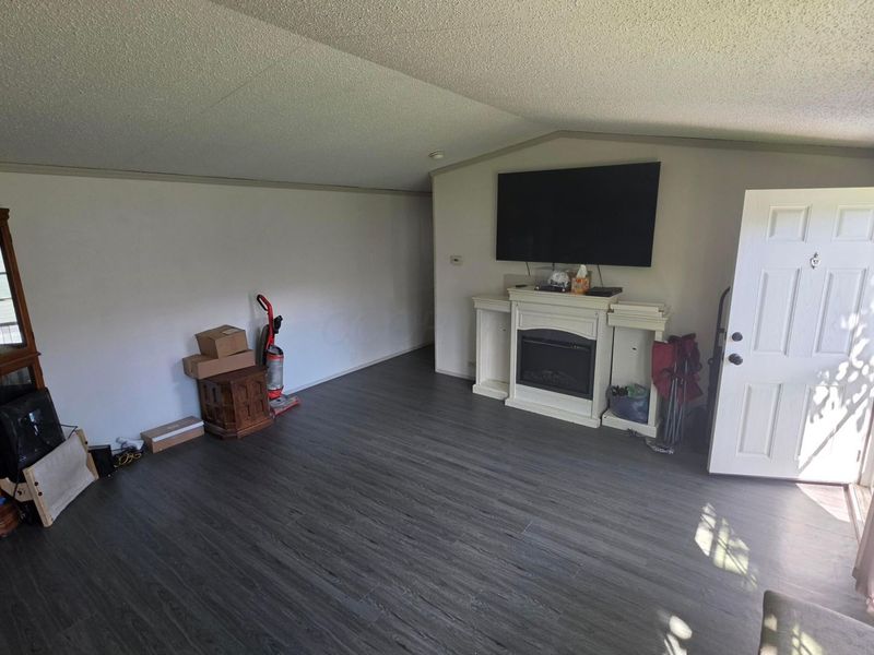 4800 Duvall Road, Unit 107, Ashville, OH 43103 Photo 4