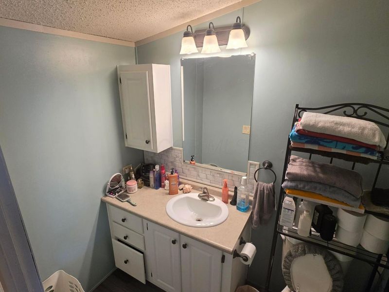 4800 Duvall Road, Unit 107, Ashville, OH 43103 Photo 9