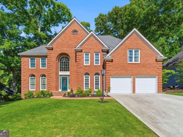 12 Vickwood Court, Marietta, GA 30068