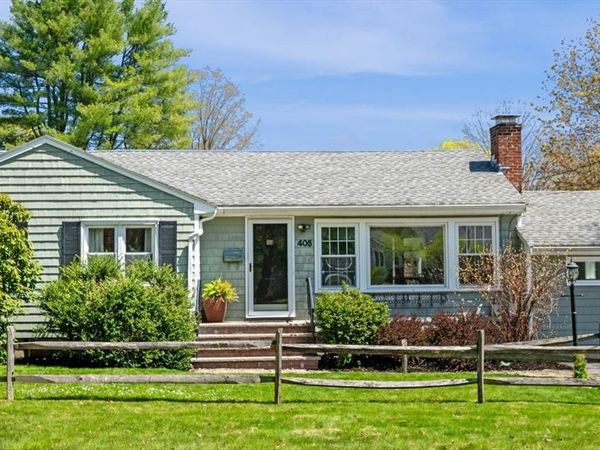 405 Asbury Street, Hamilton, MA 01982