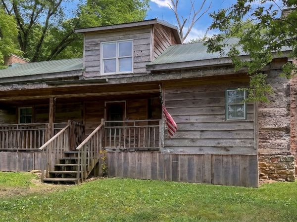 111 Buford Hughey Rd , Dellrose, TN 38453