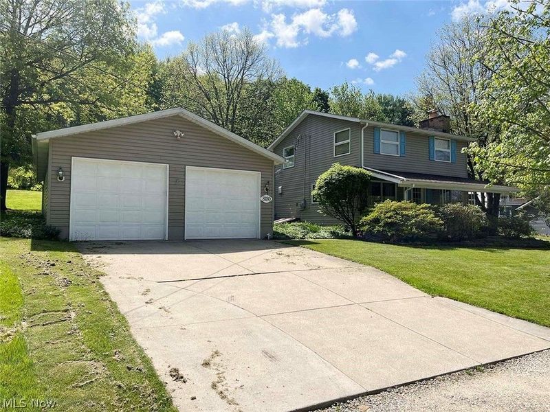 8180 Maple Street SW, Sherrodsville, OH 44675 Photo 2
