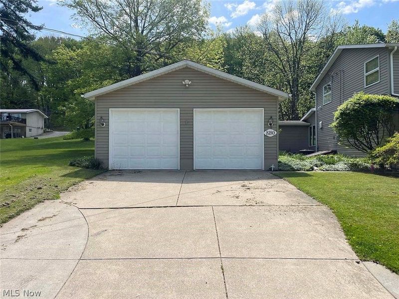 8180 Maple Street SW, Sherrodsville, OH 44675 Photo 3