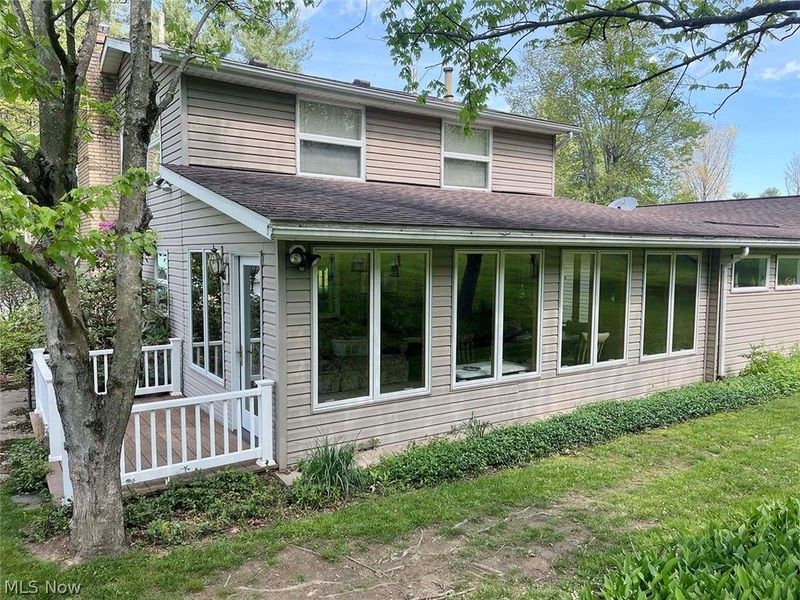 8180 Maple Street SW, Sherrodsville, OH 44675 Photo 5