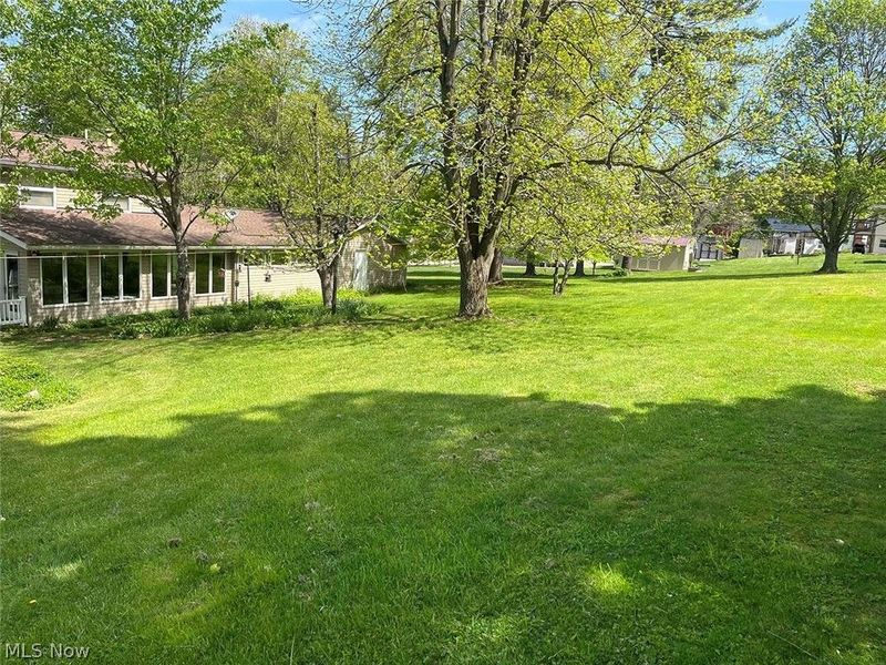 8180 Maple Street SW, Sherrodsville, OH 44675 Photo 7