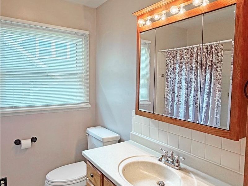 502 Wise Avenue SE, North Canton, OH 44720 Photo 12
