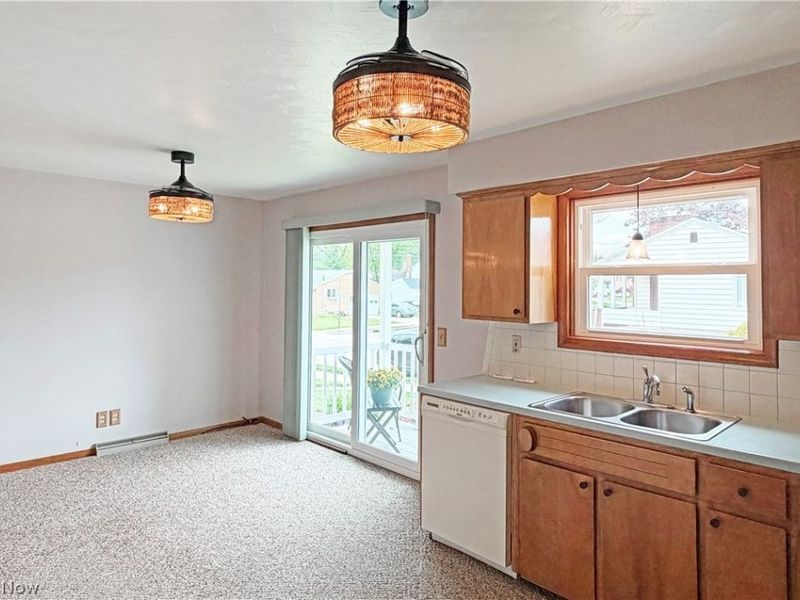 502 Wise Avenue SE, North Canton, OH 44720 Photo 9