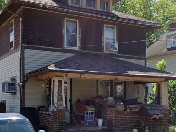 1347 Andrus Street , Akron, OH 44301