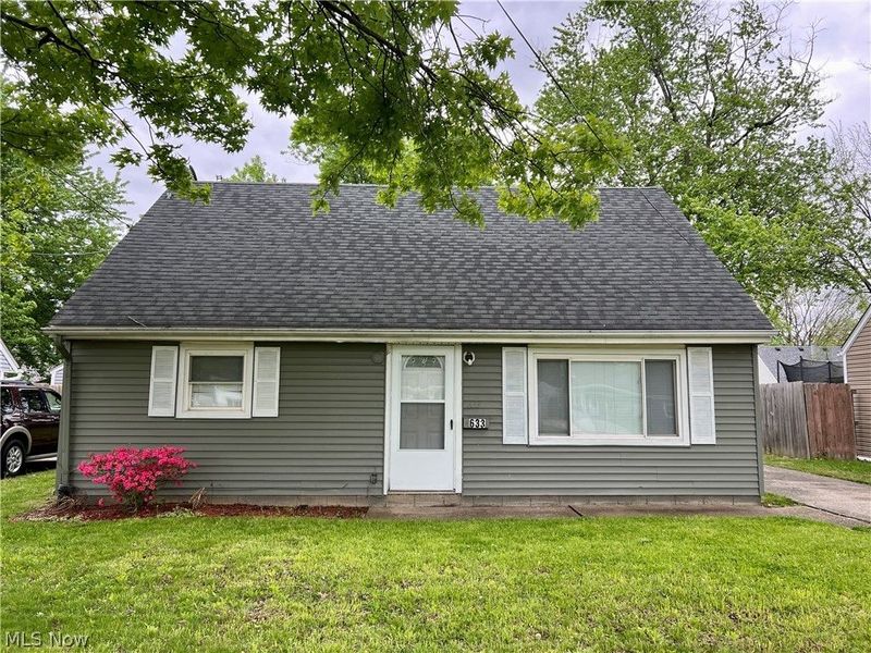 633 Blossom Drive, Lorain, OH 44052 Photo 1