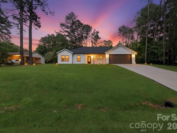 1026 Fye Drive, Newton, NC 28658