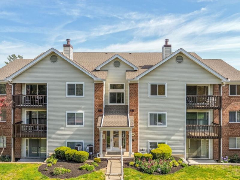 5984 Meadowcreek Drive, Unit 9, Miami Twp, OH 45150 Photo 1