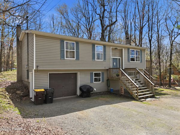 165 Paper Birch S, Tafton, PA 18464